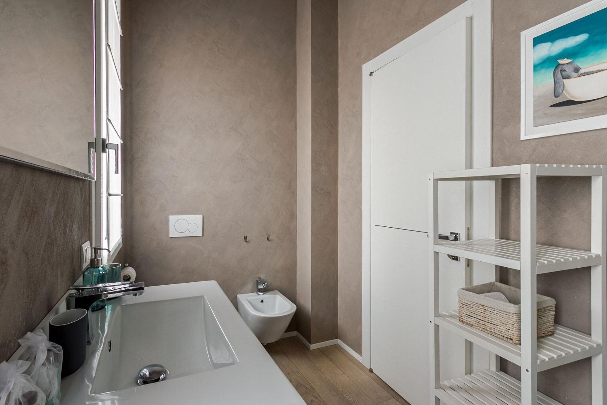 1br Uberto Visconti Di Modrone A With Balcony In Milano